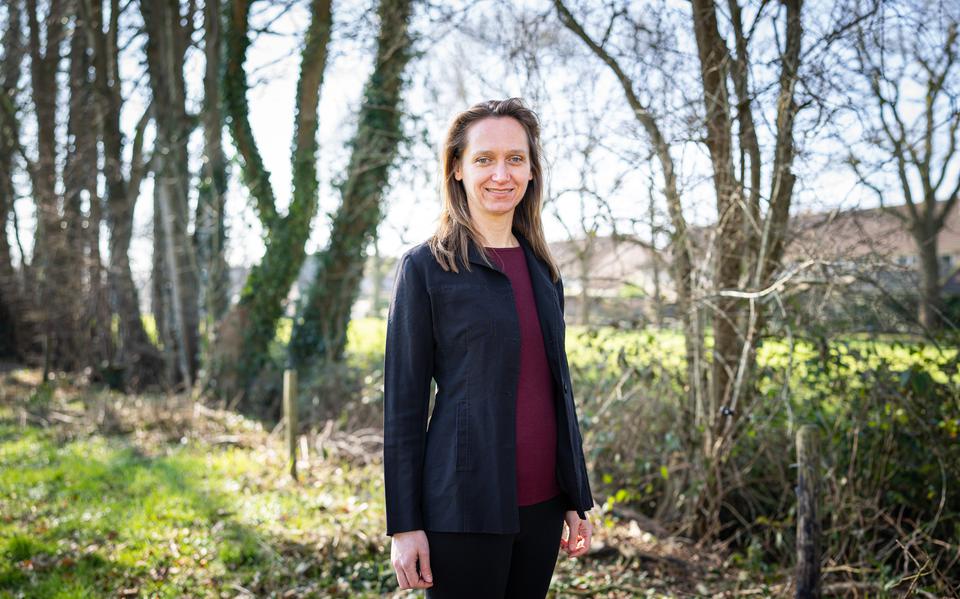 Doctor Carina Wiekens, psycholoog en lector Duurzaam Energiegedrag aan de Hanzehogeschool Groningen. Foto - Jaspar Moulijn