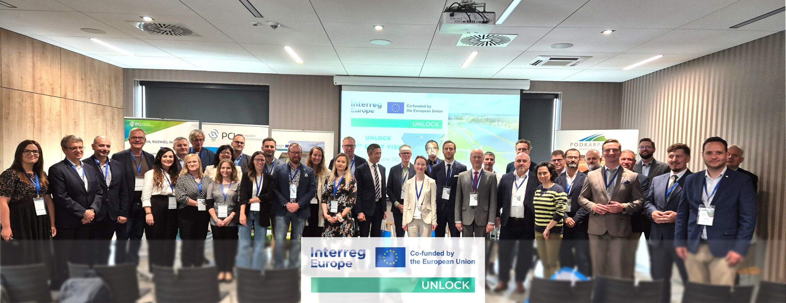 photo conference - UNLOCK